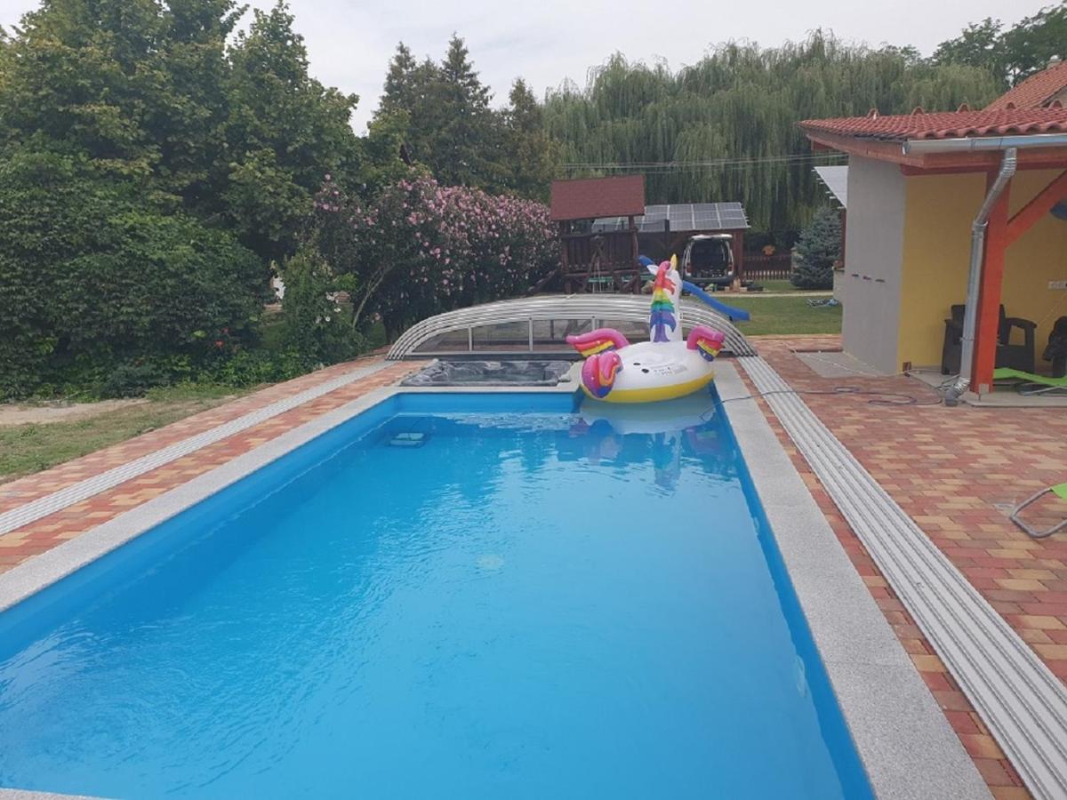 Villa Ponty Orso Vendeghaz Nagybaracska Exterior foto