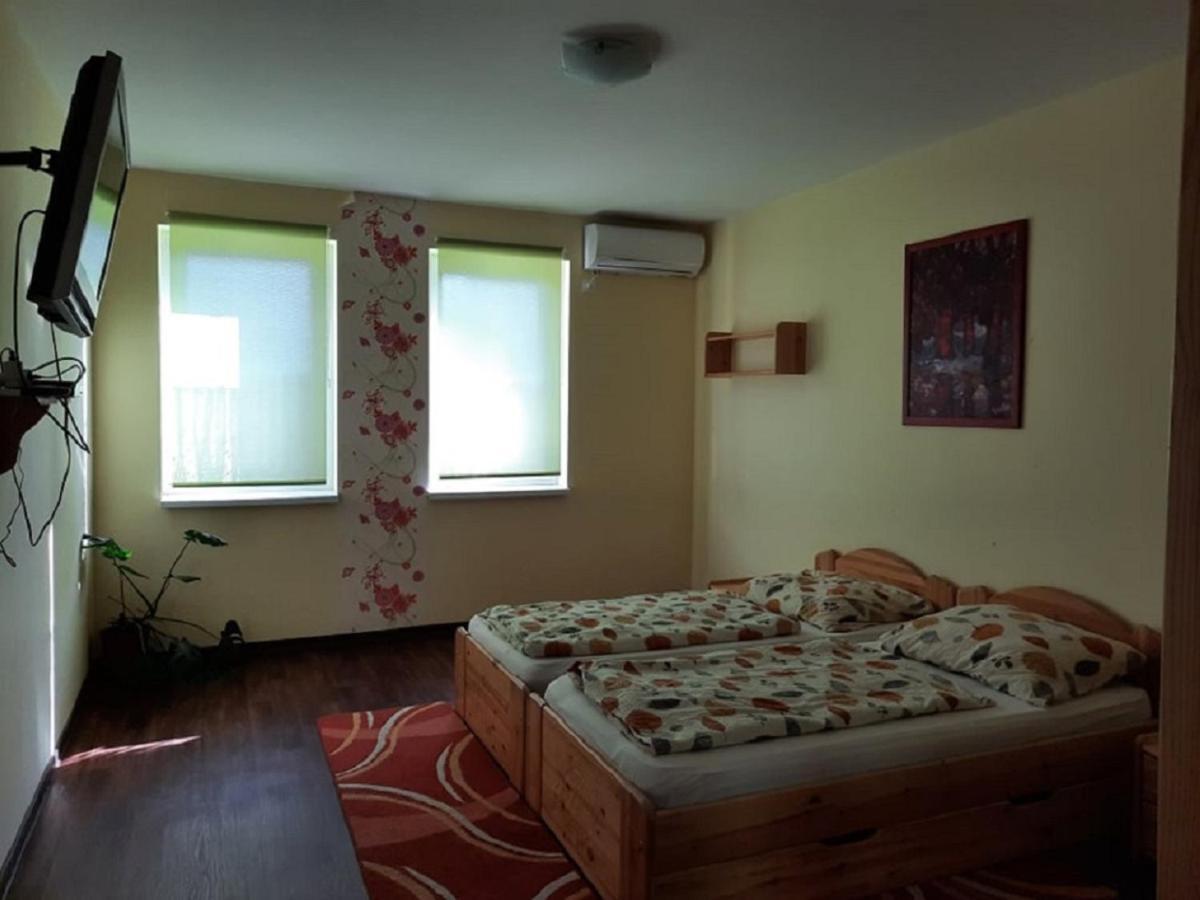Villa Ponty Orso Vendeghaz Nagybaracska Exterior foto